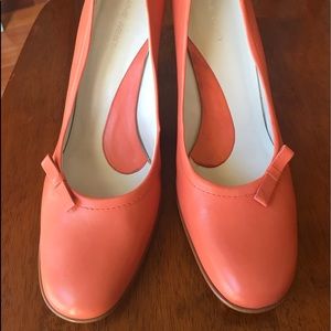 Nine West Peach Heels